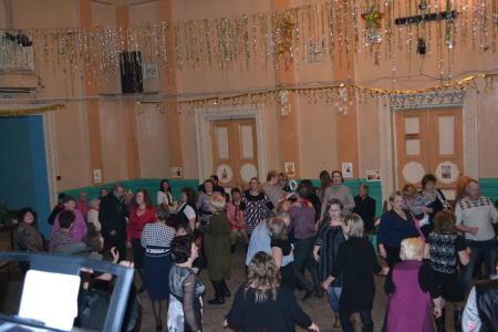 Тульская область. Депутаты-коммунисты провели новогодний детский утренник и праздничный вечер для взрослых 