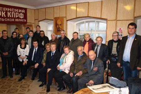 Депутат-коммунист Госдумы Олег Лебедев встретился с жителями Чернского района Тульской области