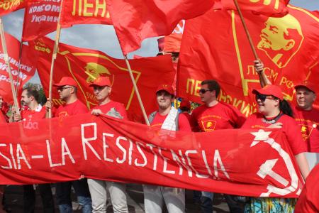 Делегация российского комсомола принимает участие во Всемирном фестивале молодежи и студентов в Эквадоре