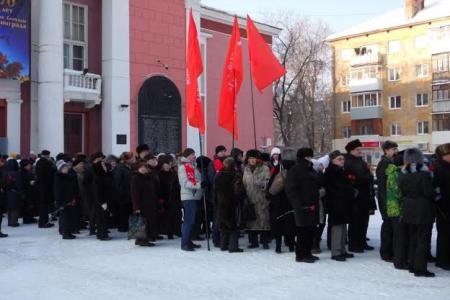 Пермский крайком КПРФ принял участие в торжественном возложении цветов к Вечному огню в ознаменование 70-летия окончательного снятия блокады Ленинграда