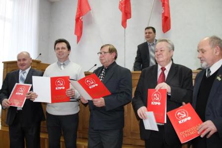 На передовой линии борьбы за права трудящихся. Заметки с пленума Челябинского обкома КПРФ