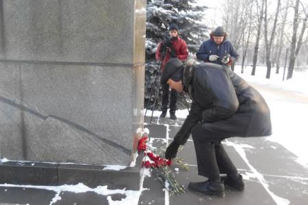 Выше знамя Ленина! Коммунисты Ивановской области почтили память Владимира Ильича