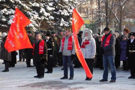 Пермский крайком КПРФ принял участие в торжественном возложении цветов к Вечному огню в ознаменование 70-летия окончательного снятия блокады Ленинграда