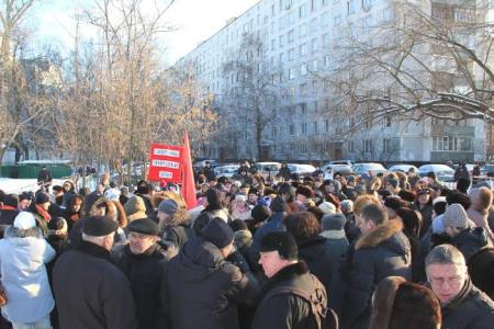 А.Е.Клычков обсудил с жителями ЮВАО вопрос спасения сквера по улице Федора Полетаева