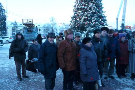 Рязанские коммунисты возложили цветы к памятникам В.И. Ленина