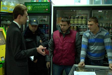 Красный контроль - в действии! Активисты КПРФ изобличают нарушителей миграционного законодательства в городе Москве