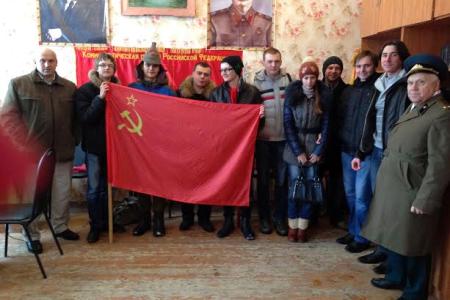 В честь освобождения Алексеевского района от немецко-фашистских захватчиков, комсомольцы провели автопробег по местам боевой славы в селах района