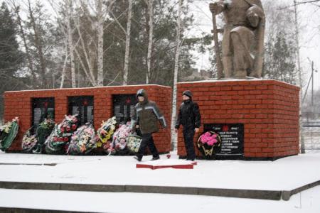 В честь освобождения Алексеевского района от немецко-фашистских захватчиков, комсомольцы провели автопробег по местам боевой славы в селах района