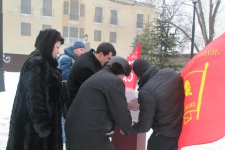 Самара. Уважение к истории страны и к памяти павших — свидетельство уровня культуры и цивилизованности общества...