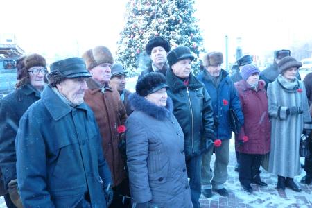 Рязанские коммунисты возложили цветы к памятникам В.И. Ленина