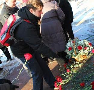 Выше знамя Ленина! Коммунисты Ивановской области почтили память Владимира Ильича
