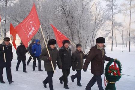 Иркутяне почтили память генерала Белобородова