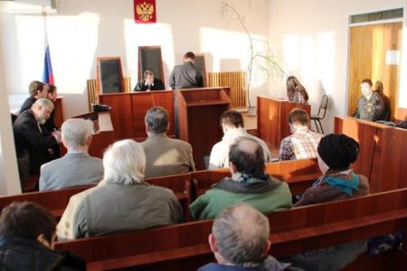 В России минули времена "самого гуманного суда в мире". Секретарь саратовского горкома КПРФ А.Ю.Анидалов признан виновным в административном правонарушении