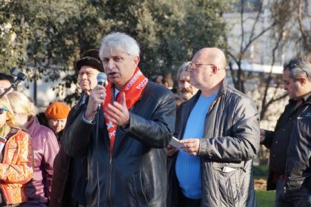Сочи. "Нет тепла и света - Пахомова к ответу!"На протестном митинге в "олимпийской столице" коммунисты призвали к ответу "Единую Россию" за бездарное руководство городским хозяйством
