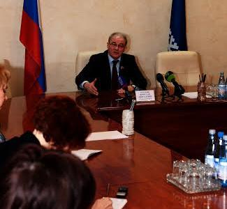 Депутат-коммунист Вячеслав Тетёкин работает на Ямале