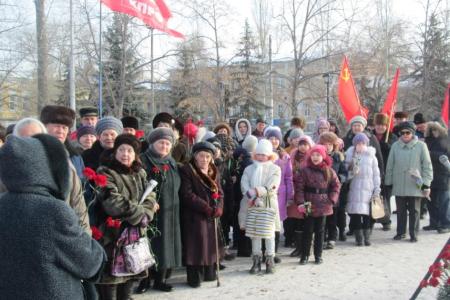 Самарская область. В памятных мероприятиях в годовщину смерти В.И. Ленина приняли участие свыше тысячи человек
