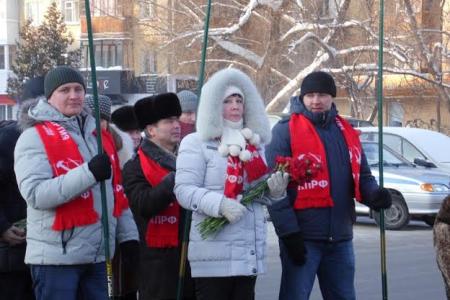 Пермский крайком КПРФ принял участие в торжественном возложении цветов к Вечному огню в ознаменование 70-летия окончательного снятия блокады Ленинграда