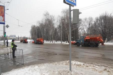 Встреча олимпийского огня пензенскими комсомольцами