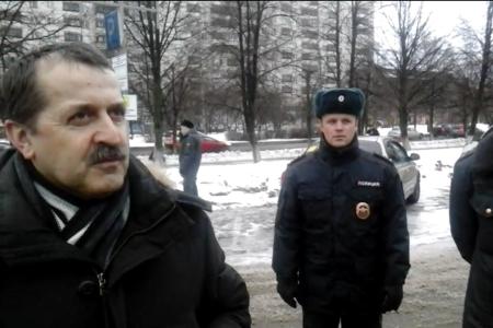 Полицейский произвол в отношении коммунистов в день приезда Путина в Череповец