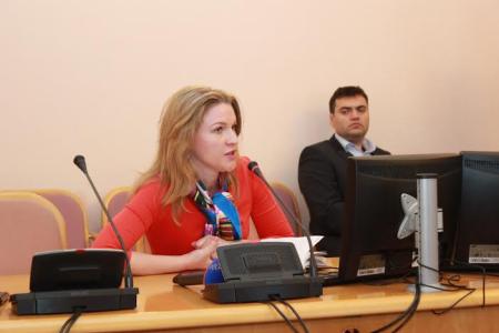Фракция КПРФ в Тюменской областной Думе провела пресс-конференцию по итогам работы за 2013 год