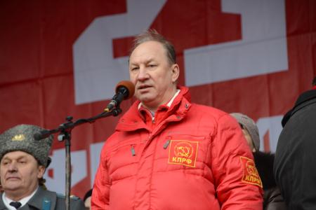 «Армия, защити свой народ!». Шествие и митинг в Москве
