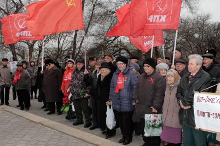 Красной Армии слава! Митинг КПРФ в Воронеже