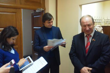 Столичные коммунисты инициировали проведение референдума в Москве.  Они выносят на обсуждение москвичей 12 вопросов 