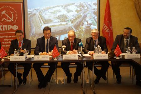 Депутаты-коммунисты провели пресс-конференцию в Нижнем Новгороде