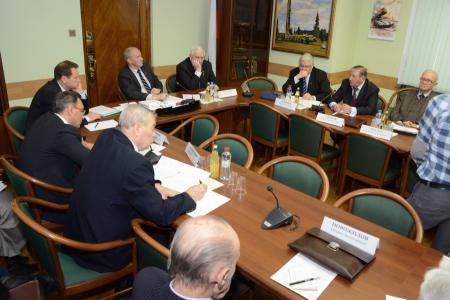 Возродить оборонную мощь страны! В Госдуме прошел круглый стол по проблемам ВПК