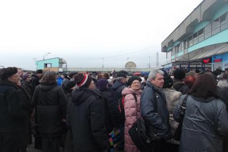 КПРФ-Контроль. Коммунисты и жители Царицыно требуют сохранить доступный продовольственный рынок в районе и остановить коммерческий строительный произвол