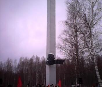 Псковская область. В Локнянском районе прошел митинг в память об Александре Матросове