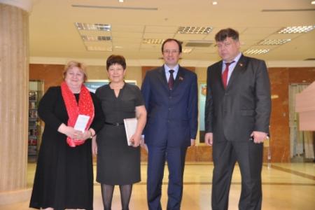 Коммунисты Подмосковья: Региону нужна эффективная молодежная политика