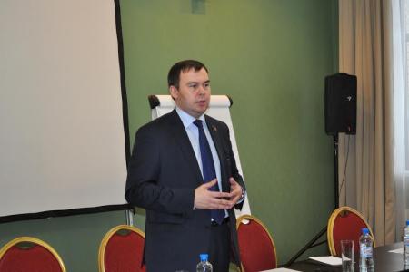 Новый этап обучения в Центре Политической учебы ЦК КПРФ открылся лекциями Юрия Афонина