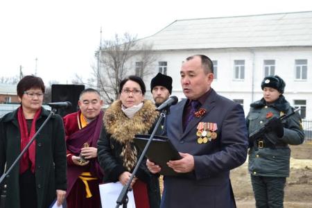 Коммунисты Калмыкии приняли участие в открытии мемориала, посвященного 25-летию со дня вывода советских войск с Республики Афганистан