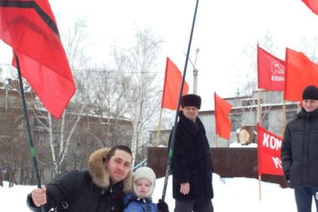 «Не доводите нас до Майдана!». Коммунисты Бийска Алтайского края провели митинг против грабительской государственной политики в сфере ЖКХ