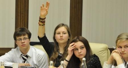 Коммунисты Подмосковья: Региону нужна эффективная молодежная политика