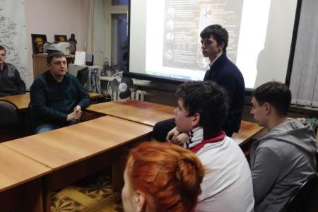 Белгородские комсомольцы на круглом столе по «Евромайдану» организовали телемост с харьковской молодежью