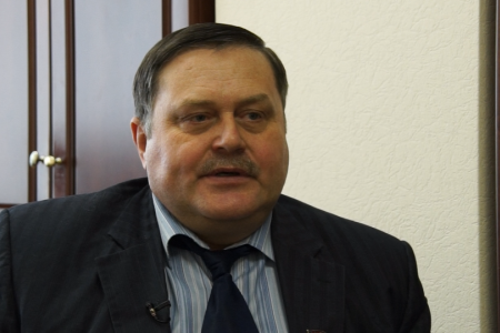 Вадим Соловьёв: «Правительство Медведева продолжает политику Гайдара». Видео KPRF.TV
