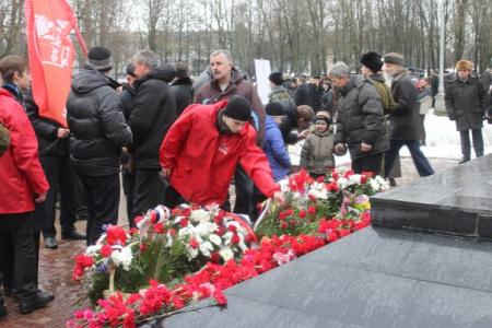 Новгородские комсомольцы и молодые коммунисты почтили память воинов-интернационалистов