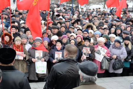 Новосибирск. Митинг на пл.Ленина: Три тысячи новосибирцев поддержали единого кандидата от оппозиции Анатолия Локтя