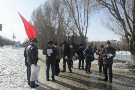 Крымчане, Самарцы с вами! В Самаре прошла акция КПРФ в знак солидарности с Крымом и Востоком Украины