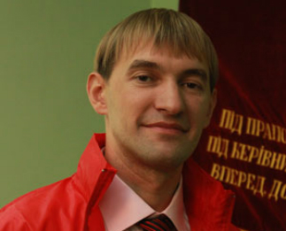 Лицом к лицу с "мирным майданом”. Коммунисты своих не бросают. Раненого лидера коммунистов Львова удалось переправить в Москву