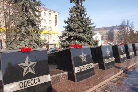 Коммунисты Тульской области провели акции в поддержку жителей юго-востока Украины
