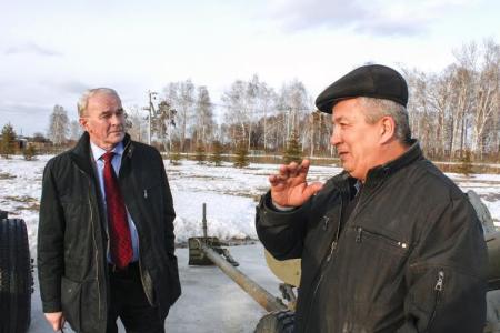Рабочая поездка депутата-коммуниста Вячеслава Тетёкина по регионам «большой» Тюменской области