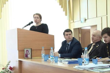 Тула. Депутат-коммунист городской думы Злата Пленникова провела общественные слушания по актуальным проблемам защиты материнства и детства