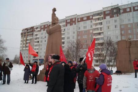 Красноярские коммунисты провели митинг в День памяти И. В. Сталина
