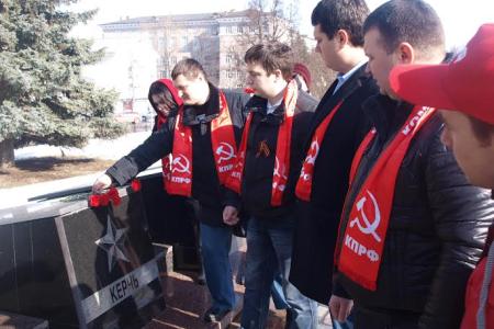 Коммунисты Тульской области провели акции в поддержку жителей юго-востока Украины