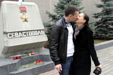 «Отстаивайте же Севастополь!». Поездка в Крым и Севастополь делегации ВЖС "Надежда России" и депутатов-коммунистов Госдумы