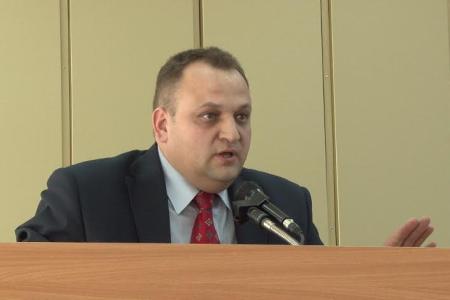Тула. Депутат-коммунист городской думы Злата Пленникова провела общественные слушания по актуальным проблемам защиты материнства и детства
