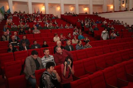 Псковская область. Коммунисты приняли участие в памятном вечере, посвященном воинам-десантникам из легендарной 6-й роты
